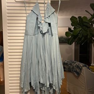 Free People Summer Blue Halter top. Worn once. Perfect condition. Size Small.